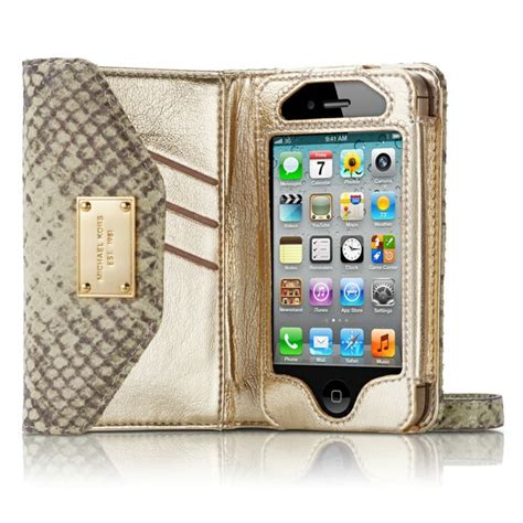 Michael Kors wallet clutch for Iphone 4 and 4s. 